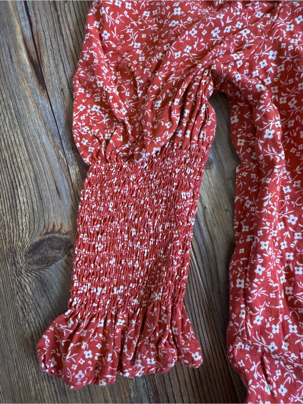 Mi Ami - Small, Coral Floral Off-Shoulder Maxi Dress - Picture 11 of 14